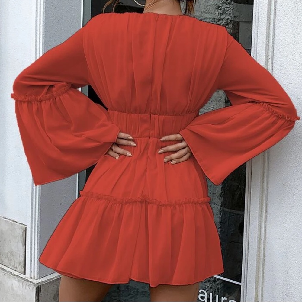 Boho plunging neckline ruffle hem dress - Picture 9 of 14